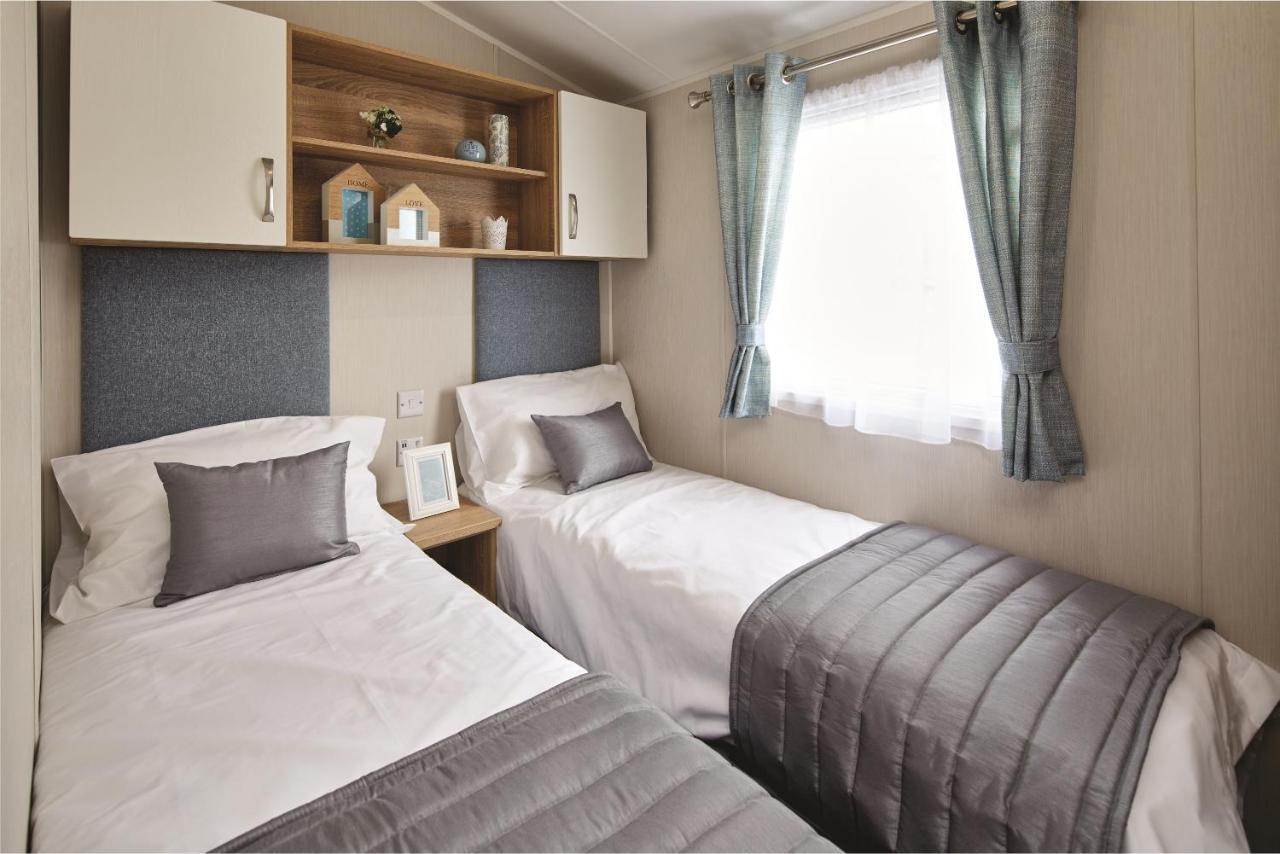 Seaton Estate Apartment Арброт Екстериор снимка