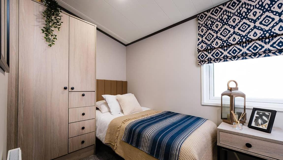 Seaton Estate Apartment Арброт Екстериор снимка